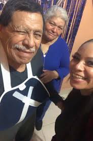 Emocionada y feliz de verte amiga, tener nuestra posada, desayuno y platica  agusto de 2, te quiero mucho amistad de más de 27 años, te deseo lo mejor  para ti y para