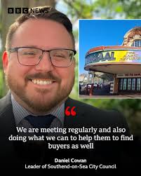 The leaseholder of an iconic but neglected seaside venue in Essex may be  willing to sell it, according to a council leader. Property group AEW holds  a 250-year lease of the Kursaal,