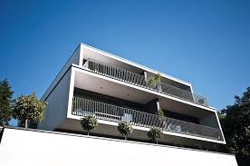 Es kommen weitere kosten wie der grundstückskaufpreis, der aushub des erdreichs oder die notargebühren hinzu. Was Kostet Ein Architektenhaus Jetzt Auf Www Immobilien Journal De