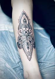 At prime beauty lounge we set the trend for beautiful brows and lustrous lashes. Dotbull Tattoo Artist Tattoodo