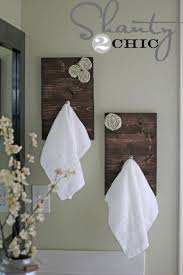 Want to make one of these diy bathroom shelf with towel hooks for your home? Diy Towel Hooks Diy Towels Diy Home Decor Diy Towel Hooks