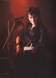 как играть песню звезда по имени солнце на гитаре Viktor Tsoy Rok Muzyka Vinilovye Plastinki Muzykalnye Ispolniteli