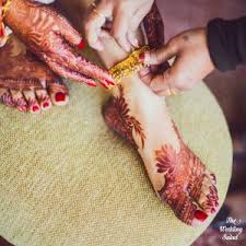 Items related to mehandi designs (self practice) (art and architecture | книги). 11 Latest Bridal Mehndi Designs You Ll Want To Look At For Your 2018 Wedding The Urban Guide