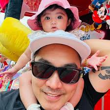 Paano kung Diabetic kana bibigyan kapa ng CAKE kada birthday mo? Ano po mas  gusto mo sa birthday mo Lola? CAKE O GROCERY? 👍👍 NAPAKA LAMBING NG MGA  SENIORS NG TONDO 😱😊