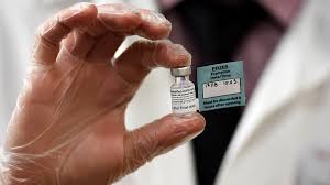 Вакцины от коронавируса не проходили клинические испытания на беременных, это значит, что на сегодняшний день вакцинация беременных не рекомендована. V Es Odobrili Primenenie Vakciny Pfizer Ot Koronavirusa Obshestvo Rbk