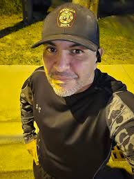 jogging in road during white out conditions is reckless