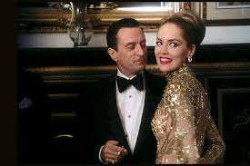 Casino Ist Ein Kriminalfilm Drama Aus Dem Jahr 1995 Von Regisseur Martin Scorsese Der Das Drehbuch Zusammen Mit Nicholas Pileg Sharon Stone Casino Good Movies