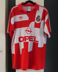 Ici, vous pouvez acheter des coupons de tissu à prix réduit!tous les tissus sont uniques et disponibles qu'une fois. Standard Liege Home Maillot De Foot 1992 1993 Sponsored By Opel