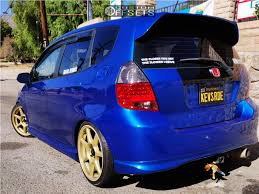 The first blue honda fit in our paint database was in 2007, with 2 blue paint shades named vivid blue and nighthawk black. 2007 Honda Fit Wheel Offset Nearly Flush Coilovers 477972 Team Stance