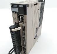 Yaskawa SGDV-R90A11A Servopack AC Servo Drive