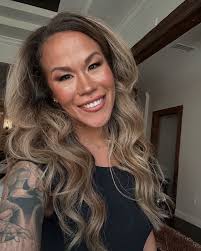 Felt cute 🖤 one of the things that my daughter had asked for her birthday  was a mommy + daughter photo shoot. So we did that today! I cannot wait to  see