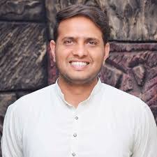 Saif Abbasi's Instagram, Twitter & Facebook