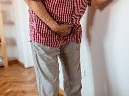 On average, it takes the human body approximately two to three hours to excrete a liter of water through the bladder. How Long Can You Hold In Your Pee Timing And Dangers