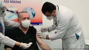 Aktuelle zahlen zum coronavirus in deutschland und der welt. Corona Trugerische Entwarnung In Der Turkei Europa Dw 02 07 2021