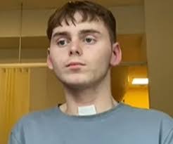 Louie Mills's Instagram, Twitter & Facebook