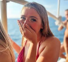 Solo travel nurse seeking activities in Honolulu