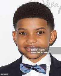 Lonnie Paschal's Instagram, Twitter & Facebook