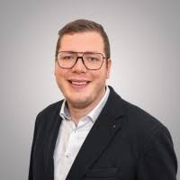 30+ Profile mit dem Suchbegriff „Bellinger“