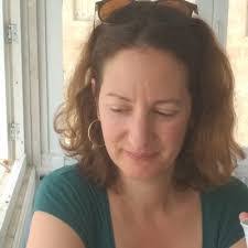 Jessica Linker's Instagram, Twitter & Facebook