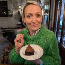 Lottie Shaw's Instagram, Twitter & Facebook