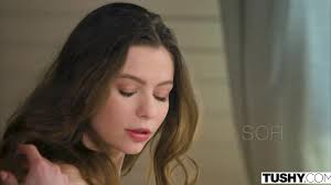 Sofi Smile has beautiful eyes