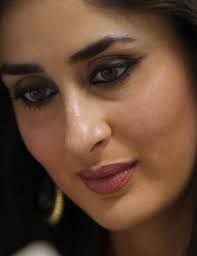Pin On Kareena Kapoor Khan