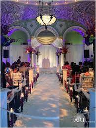Gorgeous Indian Wedding From Chicago Cultural Center Chicago Wedding Venues Wedding Traditional Indian Wedding