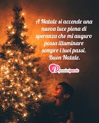Immagine Con Augurio Auguri Di Natale A Natale Si Accende Una Nuova Luce Piena Di