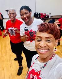 Brandi Eads's Instagram, Twitter & Facebook