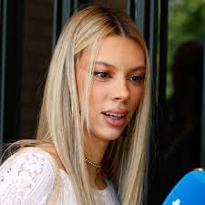 Jaime Anglada, así es el músico que formó dúo con Carolina Cerezuela y es  amigo del rey Felipe VI