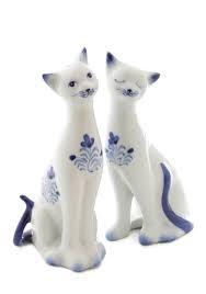Black And White Cat Salt And Pepper Shakers Salt N Pep Purr Shaker Set Doctor Up Your Dinner With These Winsome White Cat Shakers Multi M Salt And Pepper Set Salt And Pepper Shaker Stuffed Peppers