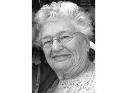 Sarah Losoya's Instagram, Twitter & Facebook