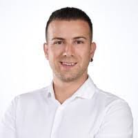 Rene Meier's Instagram, Twitter & Facebook