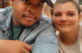 Stephen Reese and Courtney Glover's Wedding Website