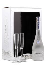 Download Pravda Vodka Gift Package With 2 Glasses Vodka Gifts Vodka Gift Packaging PSD Mockup Templates