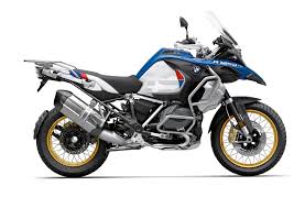 The 2020 lexus gs presents performance art with exhilaration, featuring a powerful v6 engine and an even more boldly styled f sport model. Bmw R 1250 Gs Adventure 2019 Precio Fotos Ficha Tecnica Y Motos Rivales