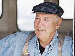 Nicole Cusack's Instagram, Twitter & Facebook