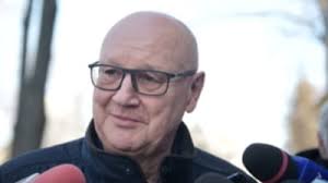 Din ipoteză vizează un sprijin discret din zona cotroceniului, mai precis în apropierea lui klaus iohannis, ca o recompensă pentru … 60uosvoai G96m