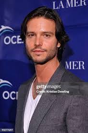 Jason Behr's Instagram, Twitter & Facebook