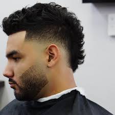 It is so useful that even curly balding men can use it to their advantage and it is a hairstyle that fits in pretty much any sort of environment, unlike its conventional form, the mohawk hairstyle. Mens Curly Mohawk Hairstyle Tautan L