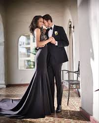 Sleek Black Wedding Dress In 2020 Beach Bridal Gown Wedding Dress Sleevesless Black Wedding Dresses