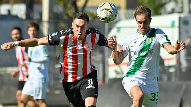 La polémica del partido entre Barracas Central y Banfield: ¿fue penal de Rodrigo Insúa? | TN