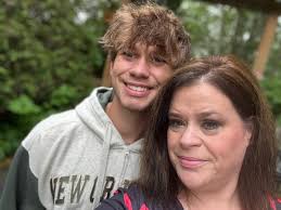 Kindle Paperwhite books stuck in queue