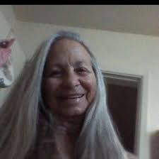 Hi I'm looking into getting rid of tile in my kids rooms and adding  carpets. Does anyone know of carpet installer than can give me a free  quote? Thank you!