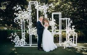 Black And White Backdrops For Events 21 Ideas Wedding Decorations Black And White Backdrops Diy Wedding Backdrop Wedding Ceremony Backdrop Wedding Centerpieces