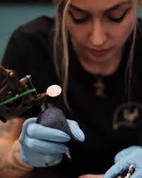 HNY 🪩 Grateful to have started some bigger projects this year, thankful  for my clients getting tattooed through a shitshow economic inflation and  to be lucky enough to work with a dream