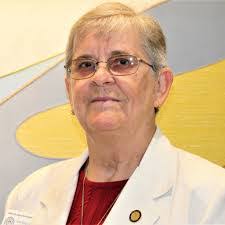 Nicole Cayer's Instagram, Twitter & Facebook