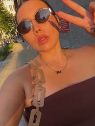 Daisy Avalos SPIRITUAL LIFE COACH & SELF LOVE MENTOR (@sheisdaisyavalos) •  Instagram photos and videos