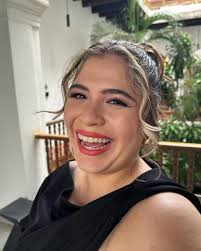 No makeup makeup🫶🏼 . . . . . . . . . @m.isel2 No se queden sin su cita…  Para cotizar y agenda cita se pueden comunicar con nosotros por mensaje  directo