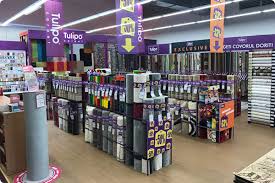 Located on iuliu maniu boulevard, it has 51,400 square metres (553,000 sq ft) of floor space. BucureÈ™ti Militari Diego